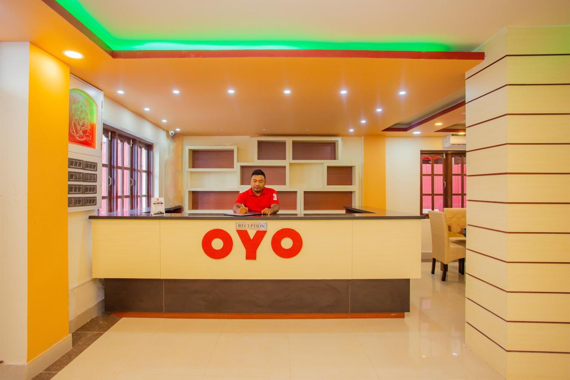 Oyo 589 Hotel Trimurti Catmandu Exterior foto